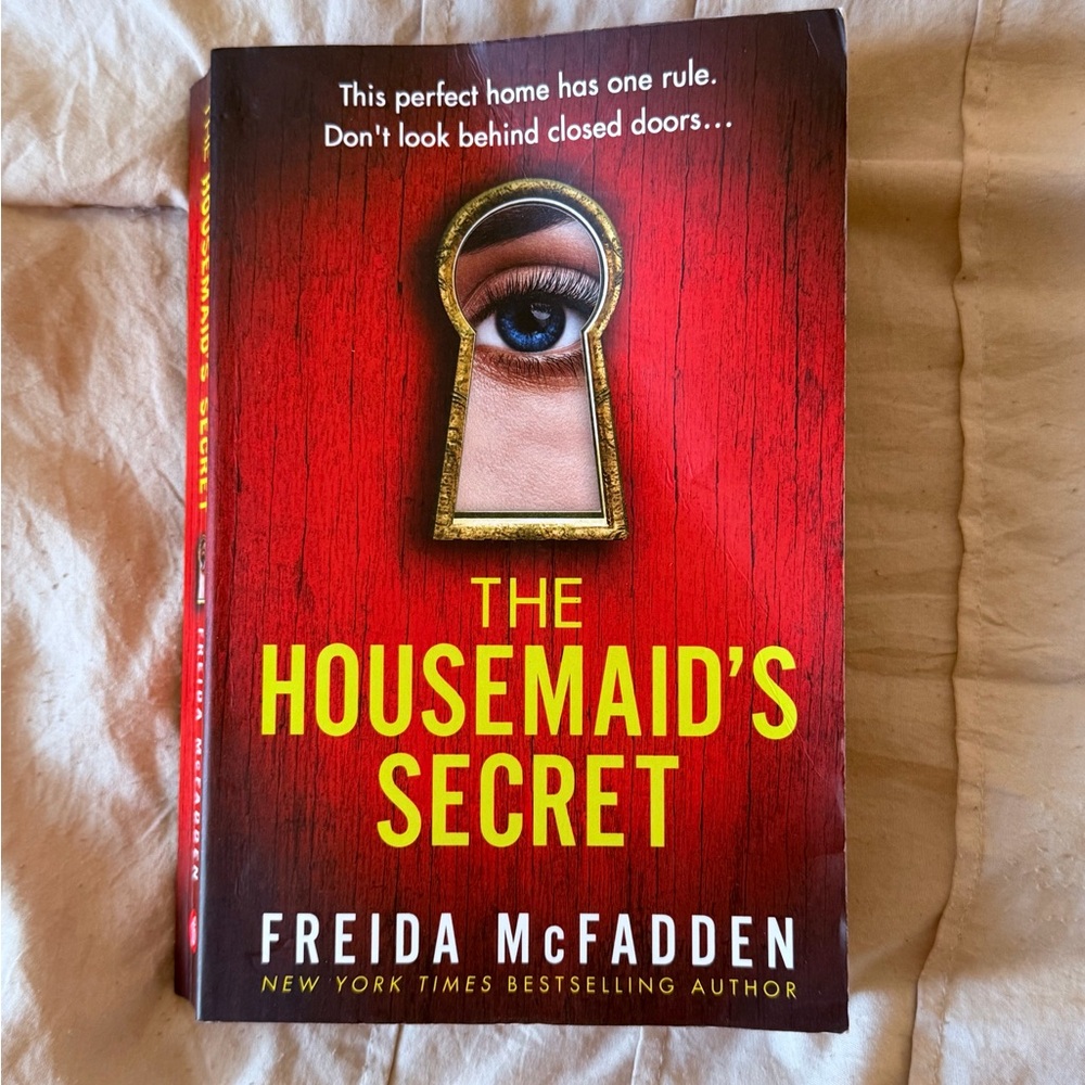The Housemaid’s Secret by Freida McFadden book